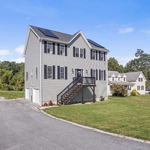 39 Hycrest Rd, Charlton, MA 01507