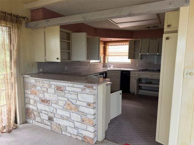808 Ox Bow, Horseshoe Bay, TX 78657