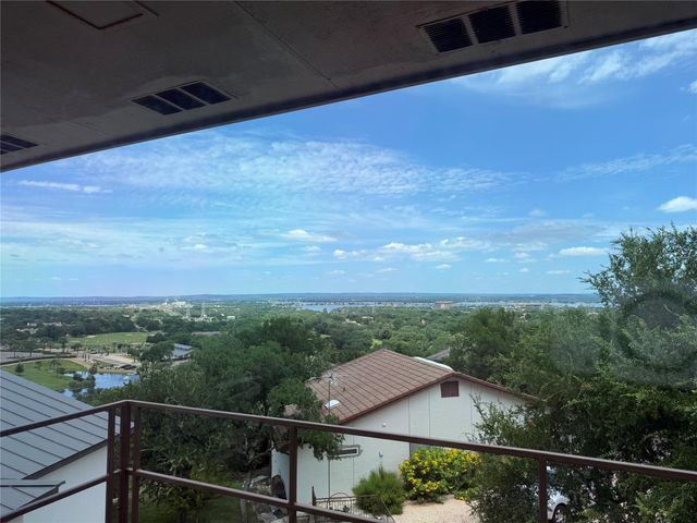 808 Ox Bow, Horseshoe Bay, TX 78657