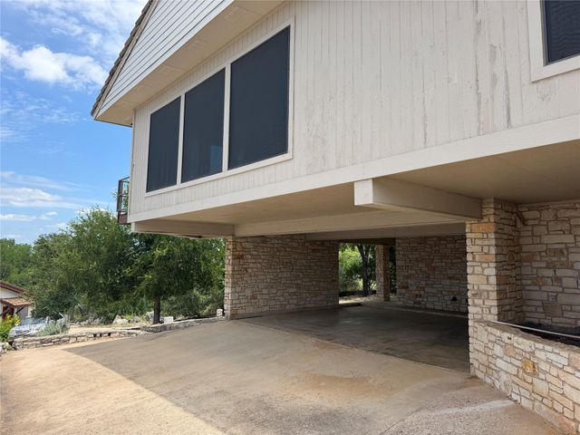 808 Ox Bow, Horseshoe Bay, TX 78657