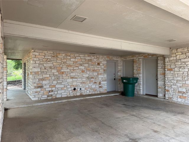 808 Ox Bow, Horseshoe Bay, TX 78657