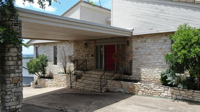 808 Ox Bow, Horseshoe Bay, TX 78657