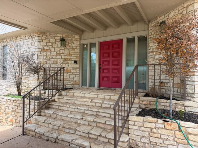 808 Ox Bow, Horseshoe Bay, TX 78657