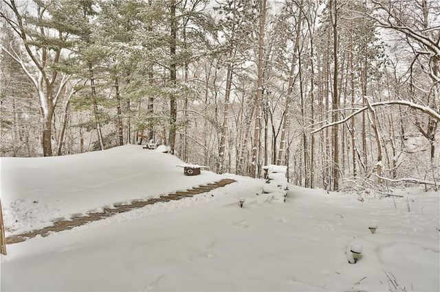 W10439 880th Avenue, River Falls, WI 54022