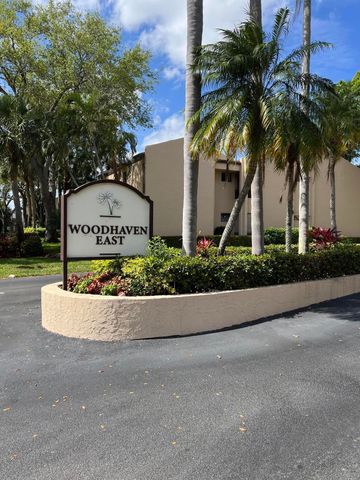 6521 Pumpkin Seed Circle 221, Boca Raton, FL 33433
