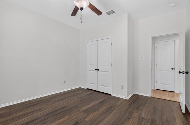 401 Eureka Court, Burleson, TX 76028