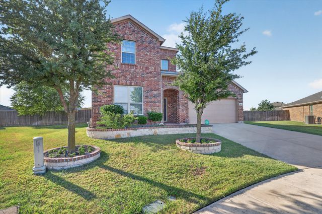 401 Eureka Court, Burleson, TX 76028