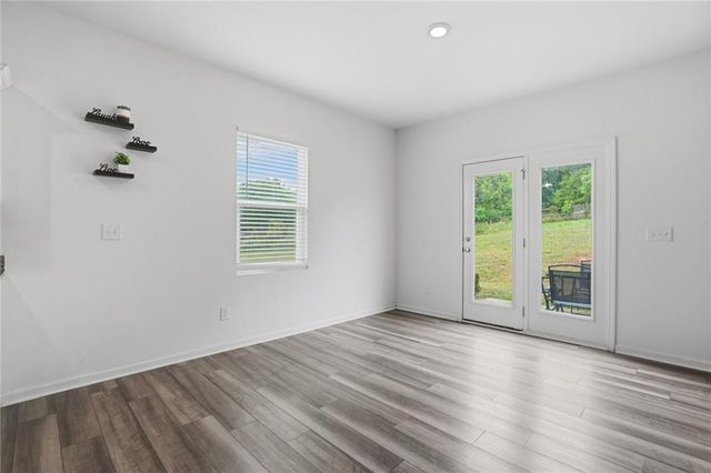186 Pond Court, Hoschton, GA 30548