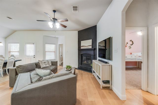 928 Mcgehee Court, Fate, TX 75087