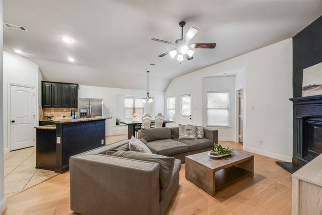 928 Mcgehee Court, Fate, TX 75087