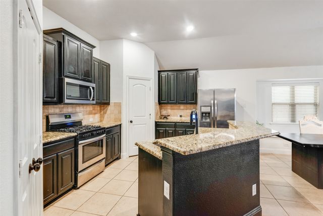 928 Mcgehee Court, Fate, TX 75087