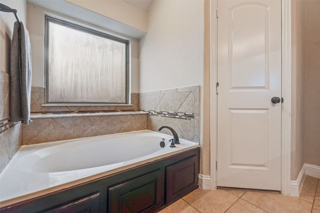 928 Mcgehee Court, Fate, TX 75087