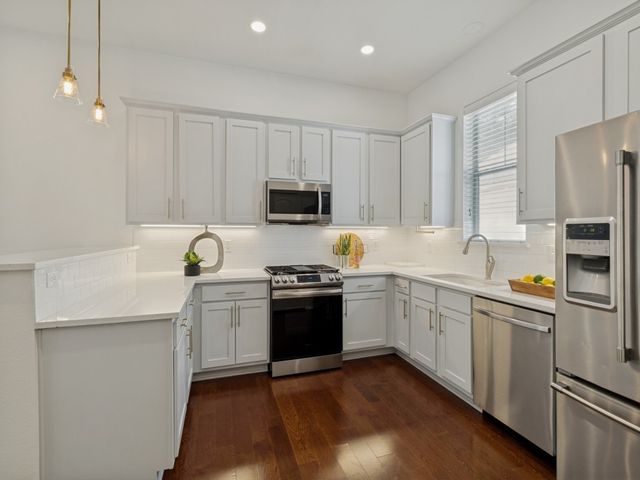 5743 Prospect Avenue 102, Dallas, TX 75206