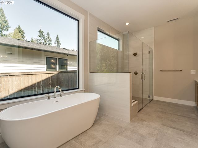 15012 Nw 13TH Ave, Vancouver, WA 98685