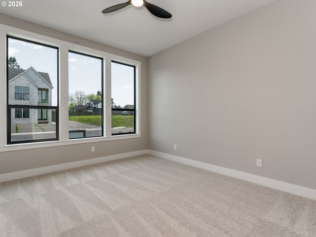 15012 Nw 13TH Ave, Vancouver, WA 98685