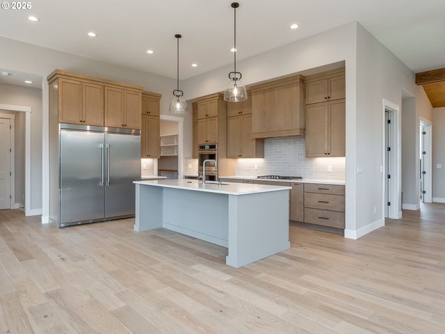 15012 Nw 13TH Ave, Vancouver, WA 98685