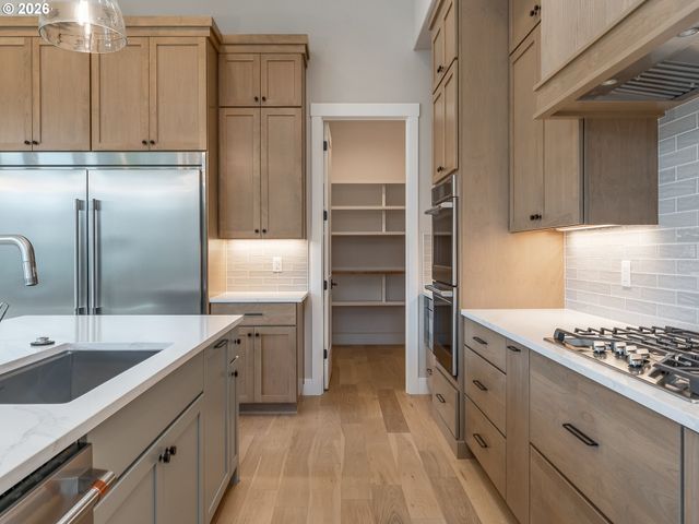 15012 Nw 13TH Ave, Vancouver, WA 98685