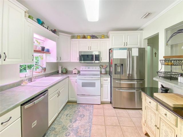 228 SE OAK HILL STREET, Lake City, FL 32025