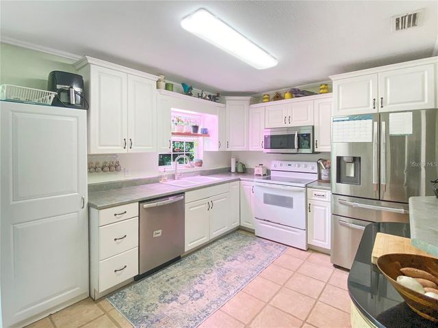 228 SE OAK HILL STREET, Lake City, FL 32025