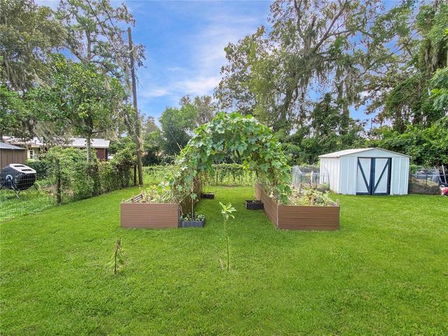 228 SE OAK HILL STREET, Lake City, FL 32025