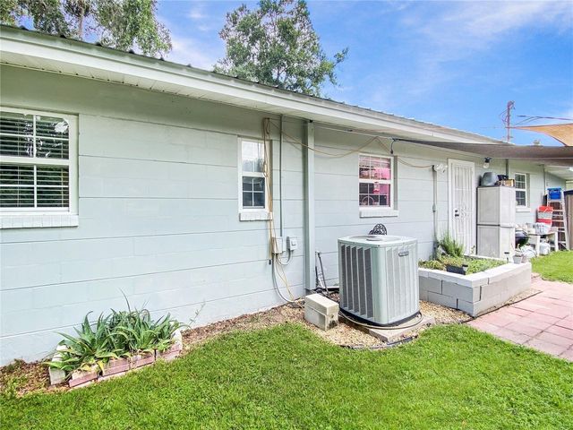 228 SE OAK HILL STREET, Lake City, FL 32025