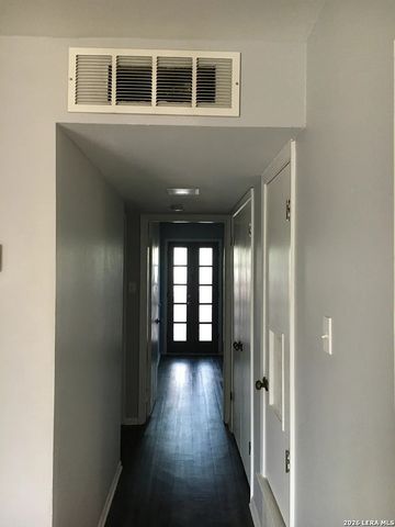 8702 Village Dr, San Antonio, TX 78217