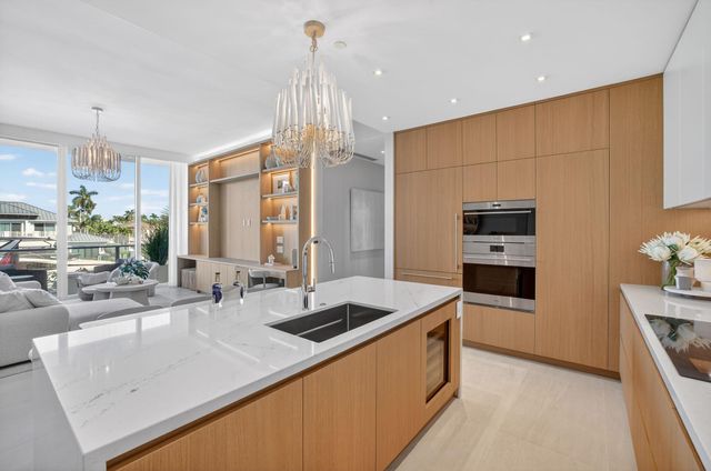 2311 SE 17th St 204, Fort Lauderdale, FL 33316