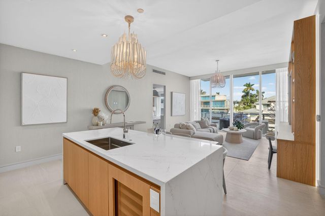 2311 SE 17th St 204, Fort Lauderdale, FL 33316