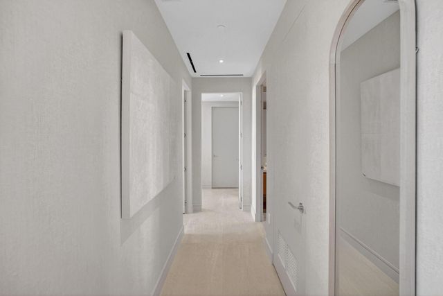 2311 SE 17th St 204, Fort Lauderdale, FL 33316