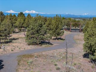 7006 SW Joshua Court, Powell Butte, OR 97753