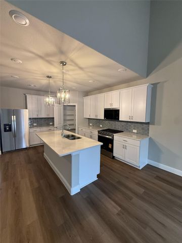 6632 VALLEY LAKE Lane, Crowley, TX 76036