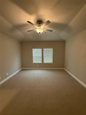 6632 VALLEY LAKE Lane, Crowley, TX 76036