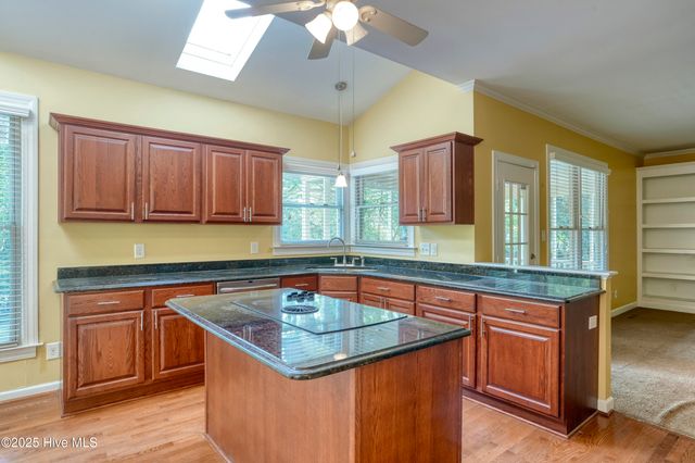 950 Eton Drive, Jacksonville, NC 28546