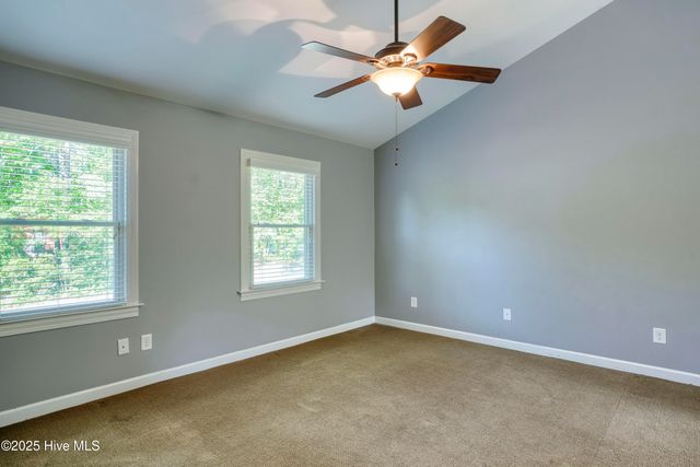 950 Eton Drive, Jacksonville, NC 28546