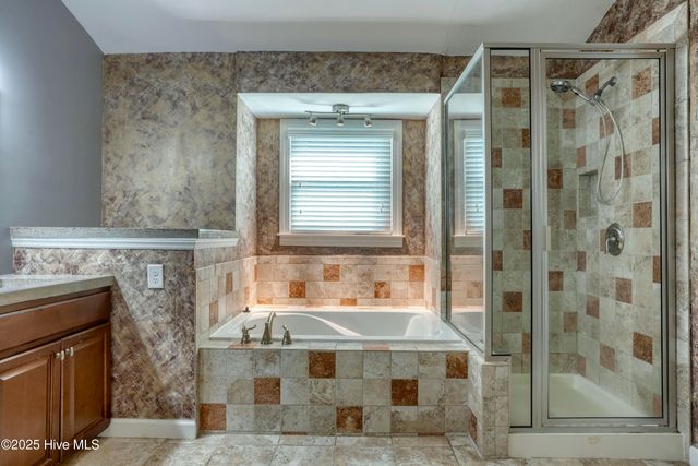 950 Eton Drive, Jacksonville, NC 28546