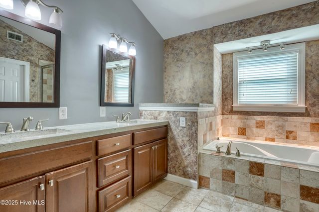 950 Eton Drive, Jacksonville, NC 28546