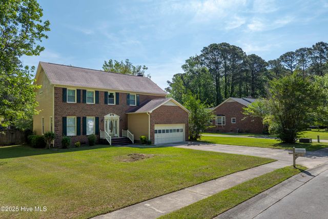 950 Eton Drive, Jacksonville, NC 28546