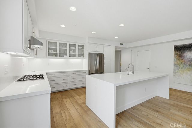 587 Rockefeller, Irvine, CA 92612