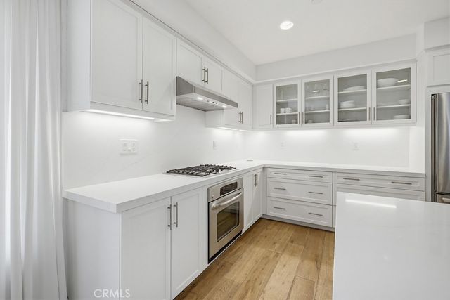 587 Rockefeller, Irvine, CA 92612