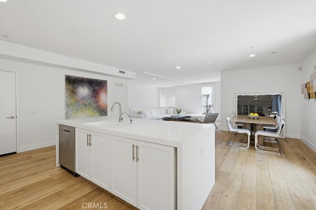587 Rockefeller, Irvine, CA 92612