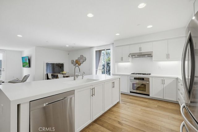 587 Rockefeller, Irvine, CA 92612