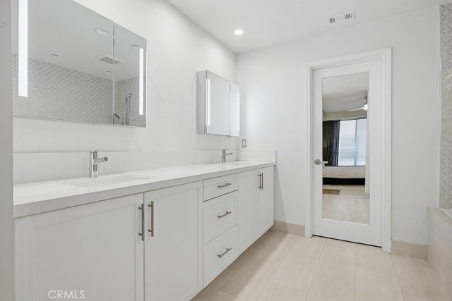 587 Rockefeller, Irvine, CA 92612