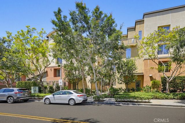 587 Rockefeller, Irvine, CA 92612