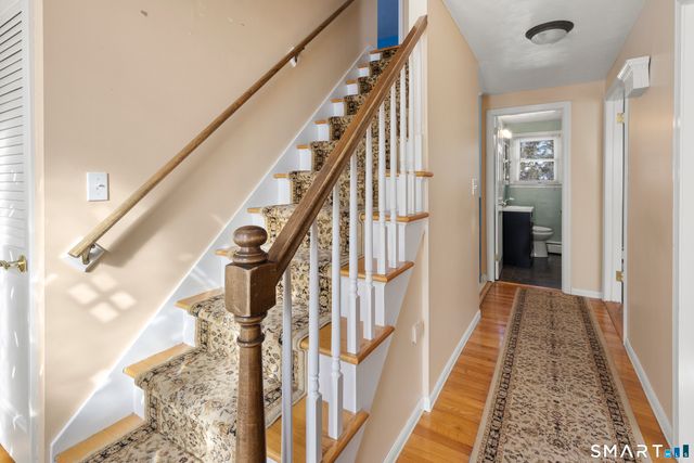 5 Sparkle Street, Enfield, CT 06082