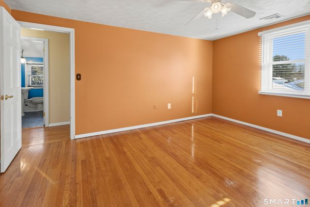 5 Sparkle Street, Enfield, CT 06082