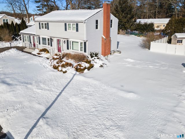 5 Sparkle Street, Enfield, CT 06082