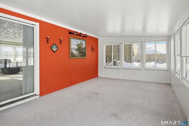 5 Sparkle Street, Enfield, CT 06082