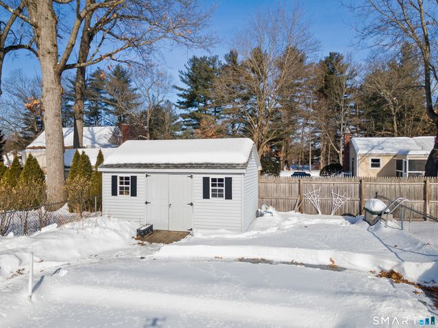 5 Sparkle Street, Enfield, CT 06082