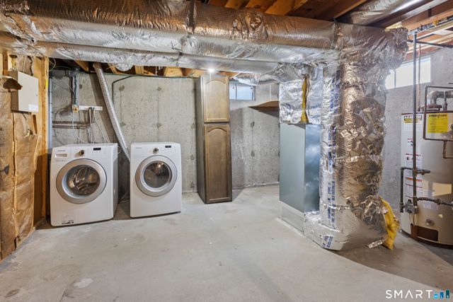 5 Sparkle Street, Enfield, CT 06082