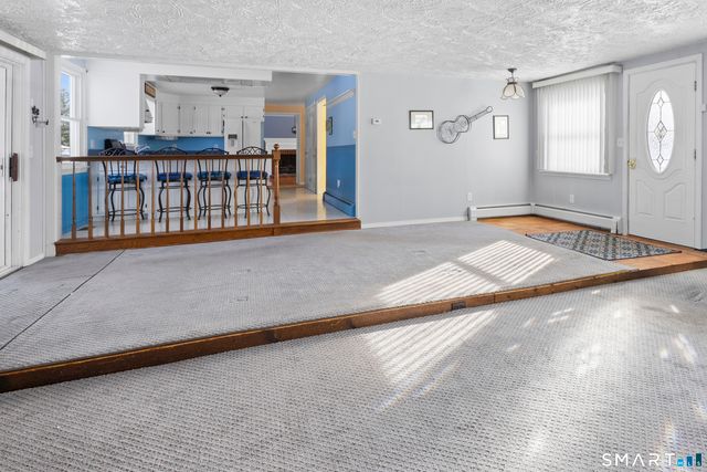 5 Sparkle Street, Enfield, CT 06082